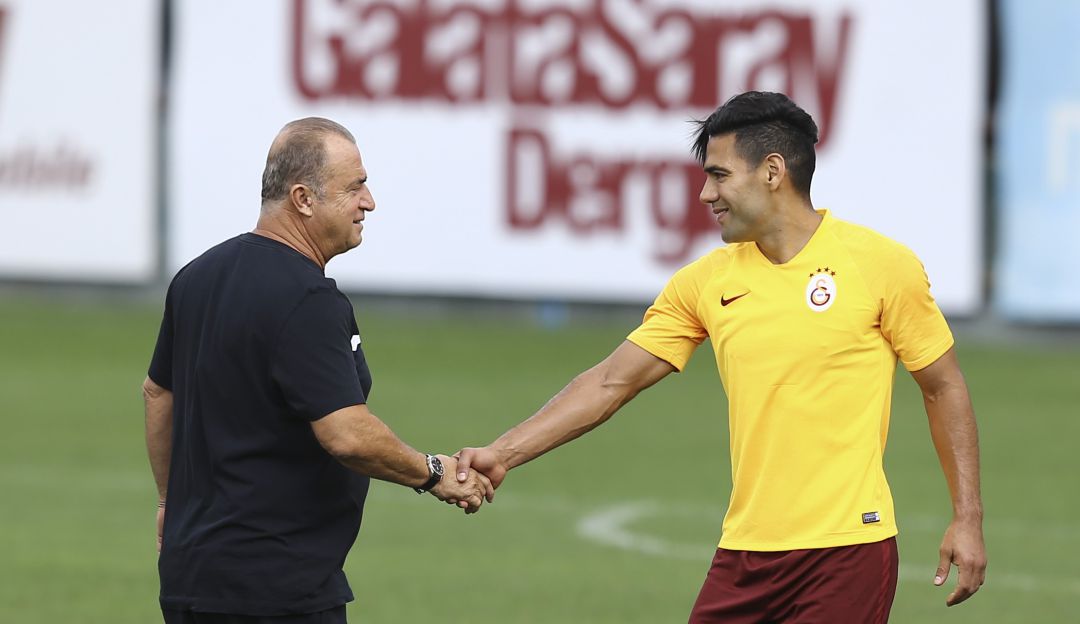 radamel falcao galatasaray liga turca uefa champions league: Falcao podría quedarse sin DT en Galatasaray
