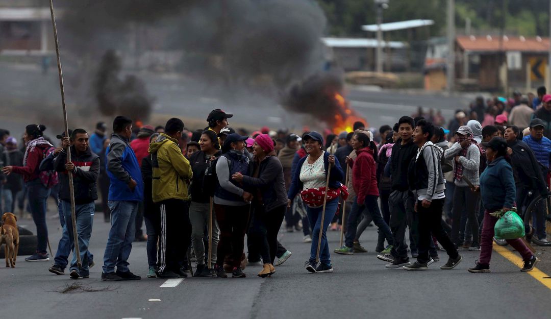 Movilizaciones indígenas en Ecuador: Indígenas de Ecuador mantienen movilizaciones y Gobierno busca diálogo
