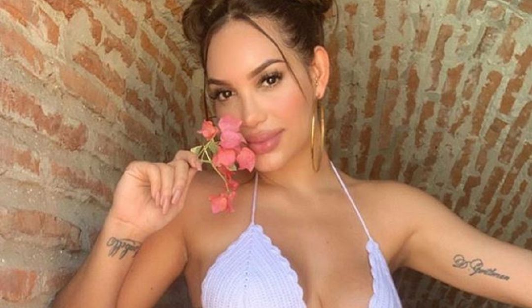 Andrea Valdiri cambia de look: Con sensual ropa interior Andrea Valdiri muestra su nuevo look
