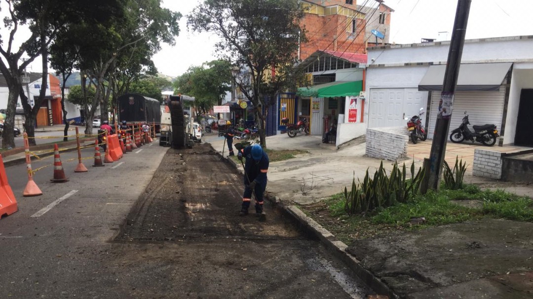 Reparcheo de calles tiene un progreso del 50%