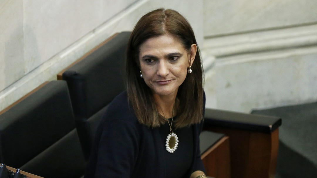 Ministra Ángela María Orozco se queda en la cartera de transporte
