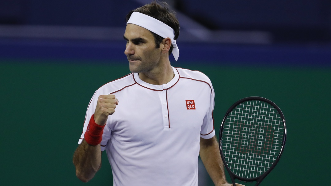 Federer avanza a paso firme y ya está en cuartos de Shanghái