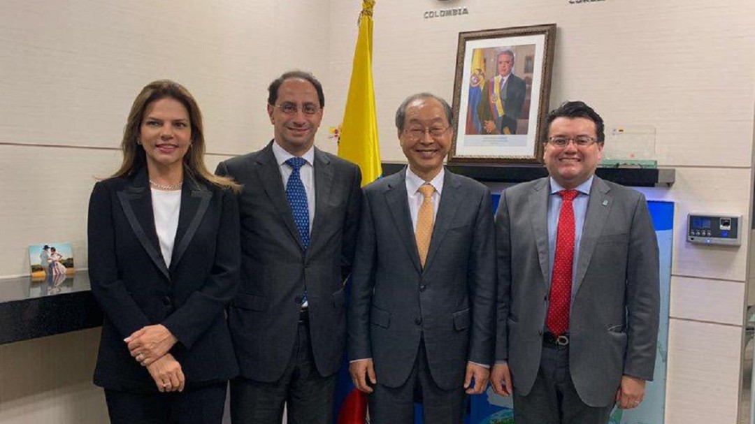 Corea del Sur apoyará proceso de transformación digital de Colombia