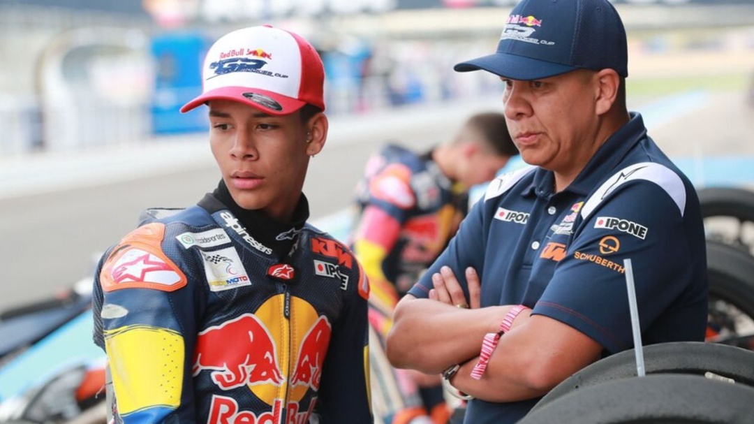 Conozca al joven de 16 años que enaltece a Colombia en el motociclismo