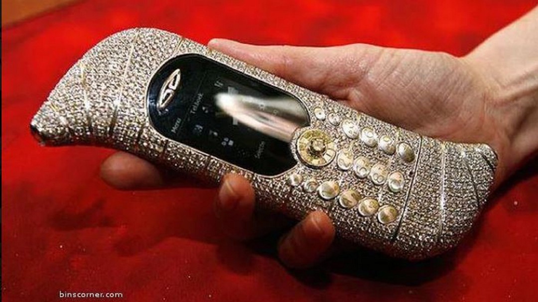 El celular más costoso del mundo que tiene un Récord Guiness