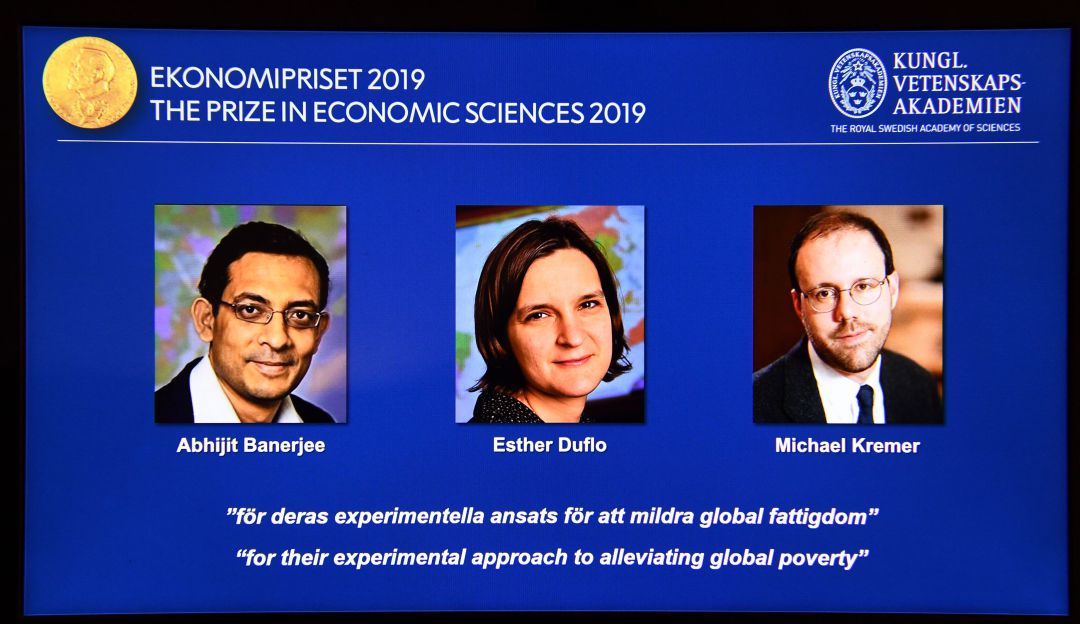 Nobeles de Economía: Economistas ganan Nobel por trabajos sobre la pobreza