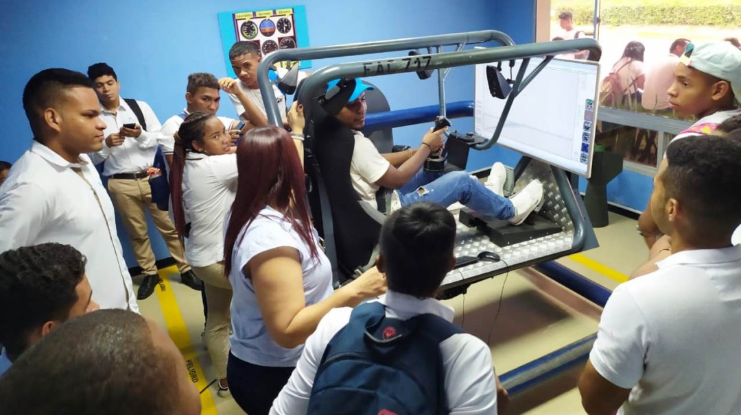 Jóvenes cartageneros se integraron con el CACOM 3