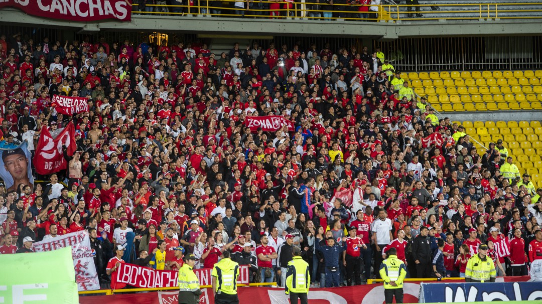 Barras del América no podrán entrar a estadios de Bogotá