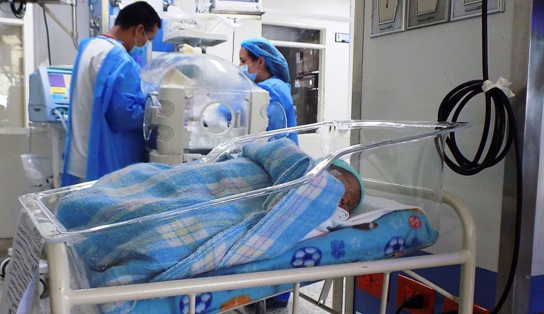 Amputan brazo bebe: Amputan parte del brazo a recién nacido por presunto mal procedimiento