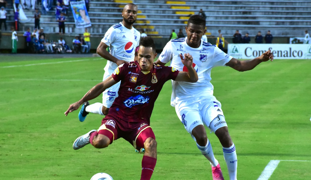 José Borda avance prometedor: ¿Qué es un avance prometedor en el fútbol y por qué es amonestable?