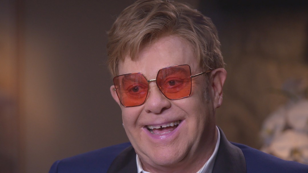 Elton John critica duramente la banda sonora del remake de 'El Rey León'