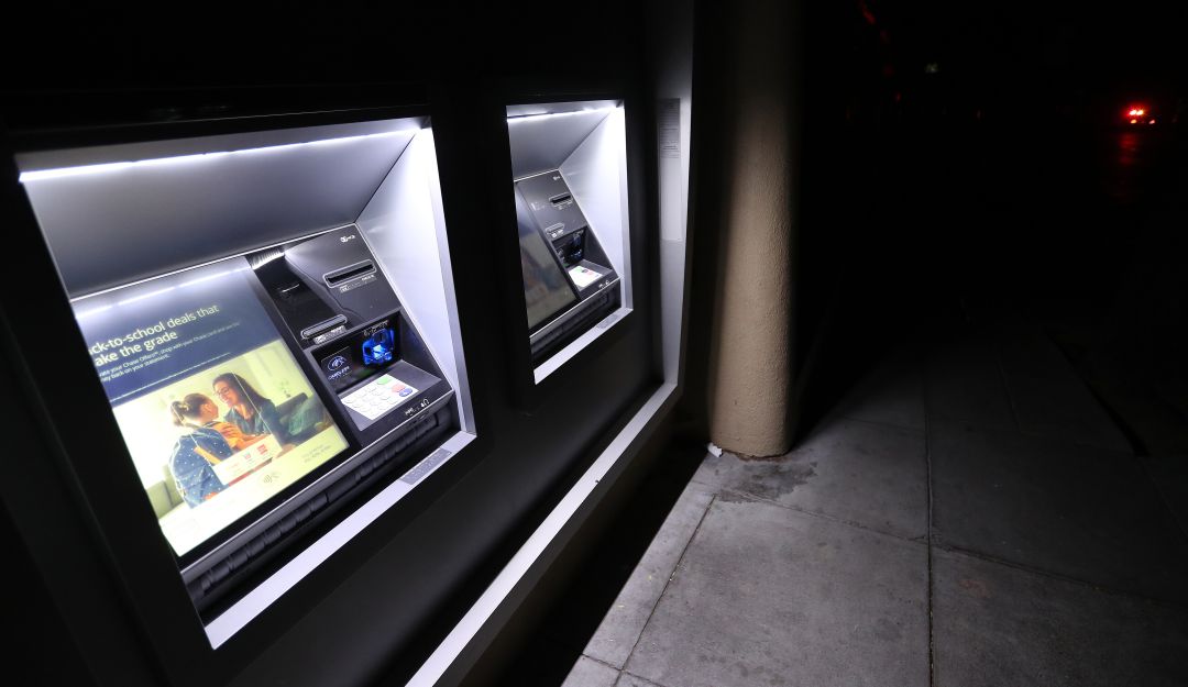 Dinero cajeros virus: 'Cutlet Maker', el malware que expulsa dinero gratis en cajeros automáticos