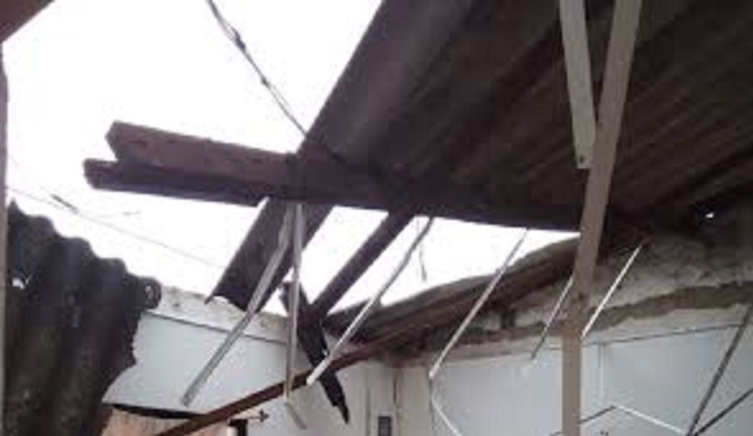 Vendaval en Timba, en Jamundi, ocasiona emergencia en cuatro barrios: Vendaval en Timba, Jamundí, ocasiona emergencia en cuatro barrios