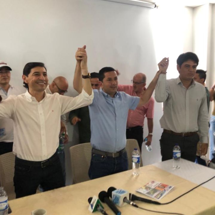 José Barreto se adhiere a Andrés Hurtado de cara a las elecciones