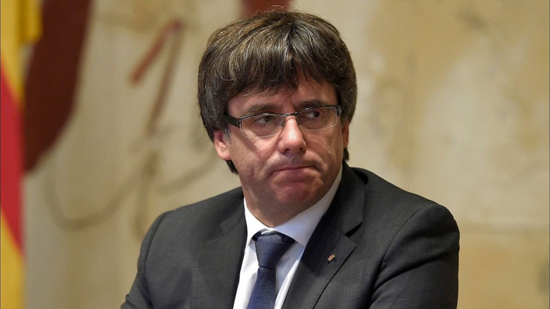 Fiscalía de Bruselas deja en libertad a Puigdemont