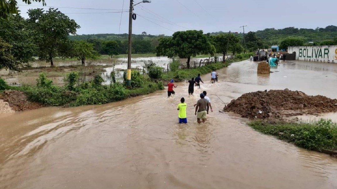 Fuertes lluvias dejan inundaciones en El Carmen de Bolívar