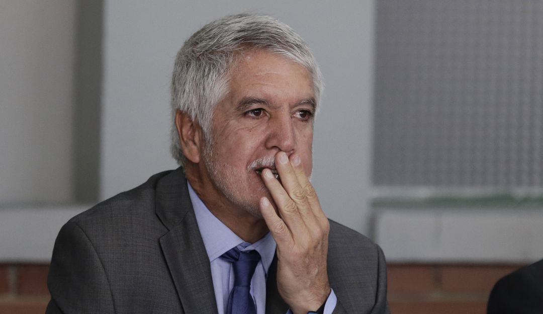 Frase del metro de Peñalosa: ¡Que oso! El descache de Peñalosa en televisión