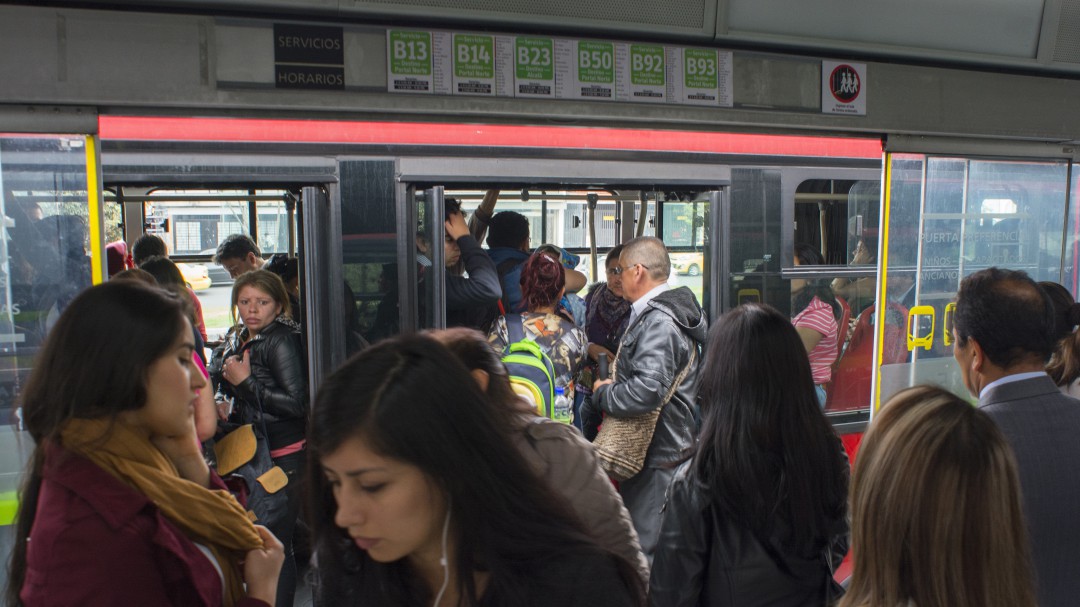 Acciones violentas contra guardas de Transmilenio incrementaron un 80%
