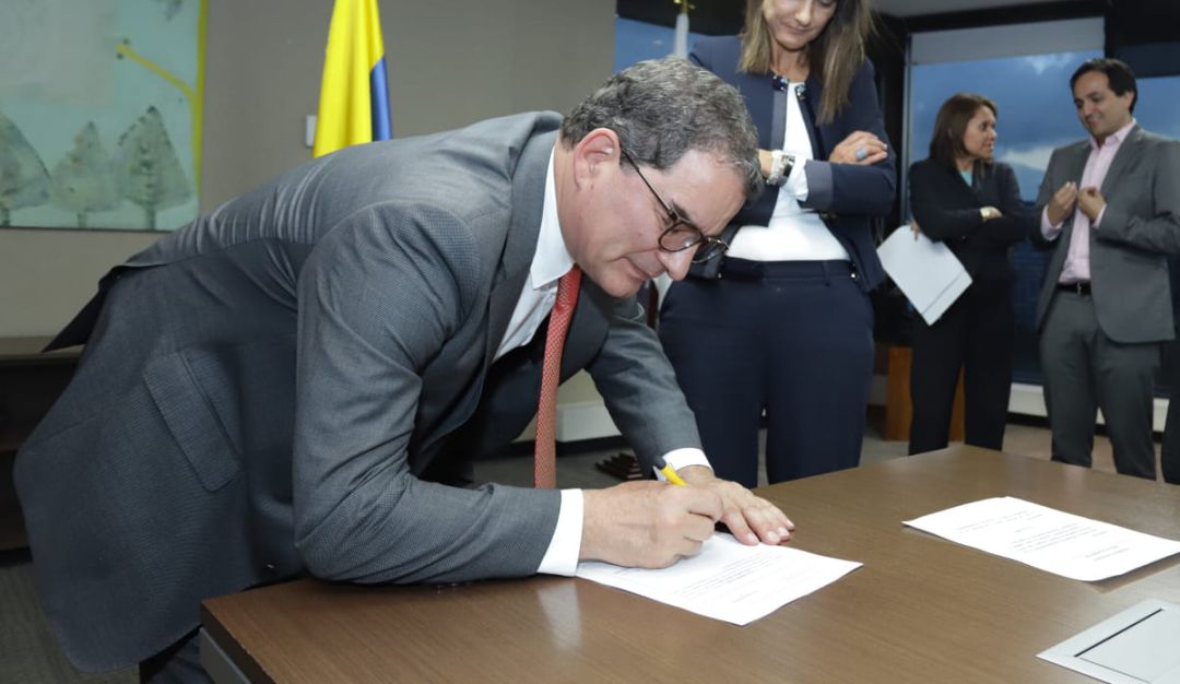 Renunció el presidente de la ANI: Renunció el presidente de la ANI Por motivos personales