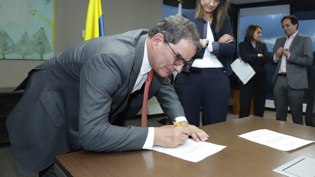 Renunció el presidente de la ANI Por motivos personales