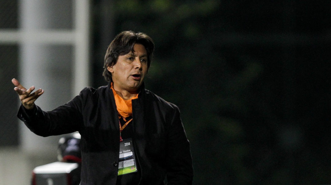 Pimentel rechazó el paro y amenazó con despidos a jugadores que se unan