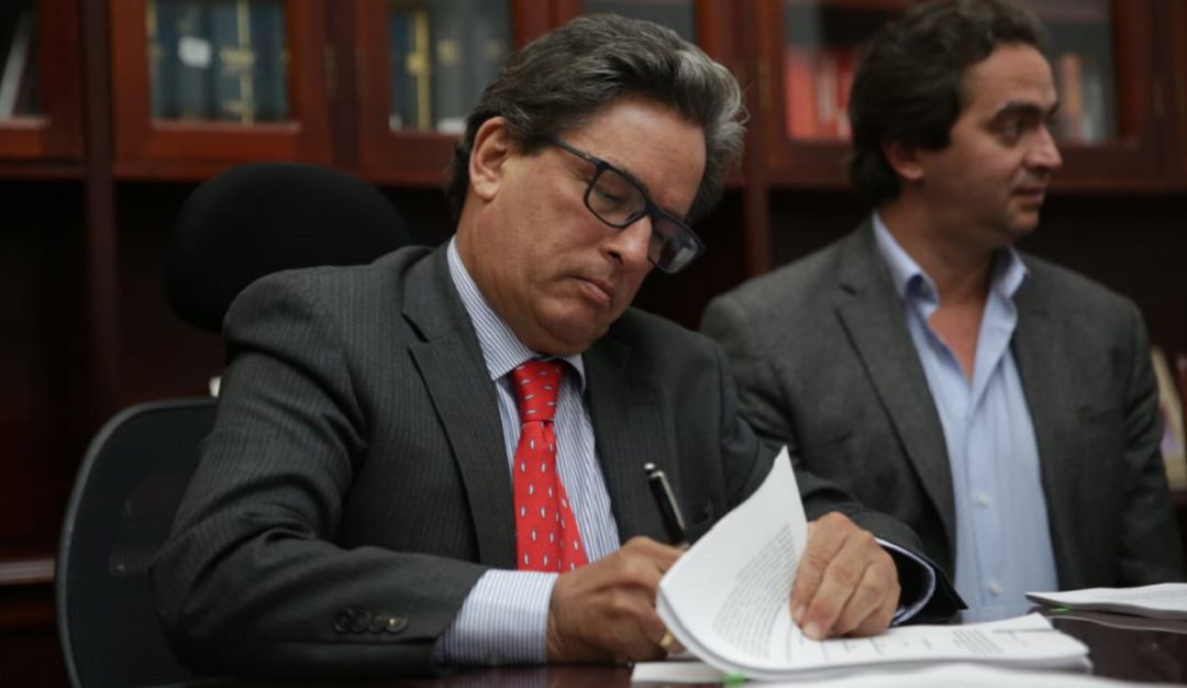 Ley de financiamiento Ministerio de Hacienda Alberto Carrasquilla: MinHacienda radica Ley de Financiamiento 2.0 con mensaje de urgencia