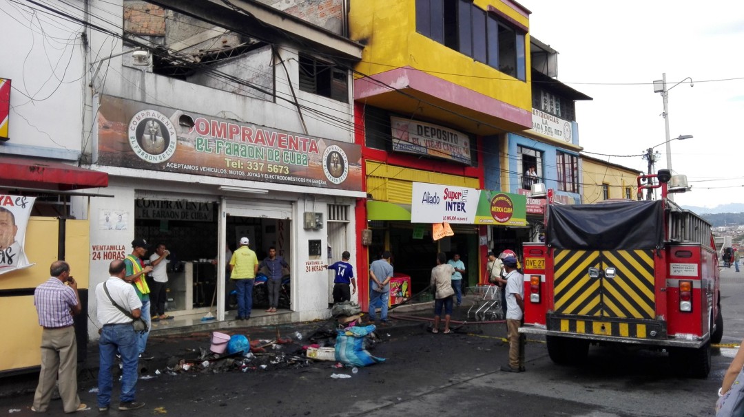 Incendio afectó cinco edificaciones dejando cuantiosas pérdidas económicas