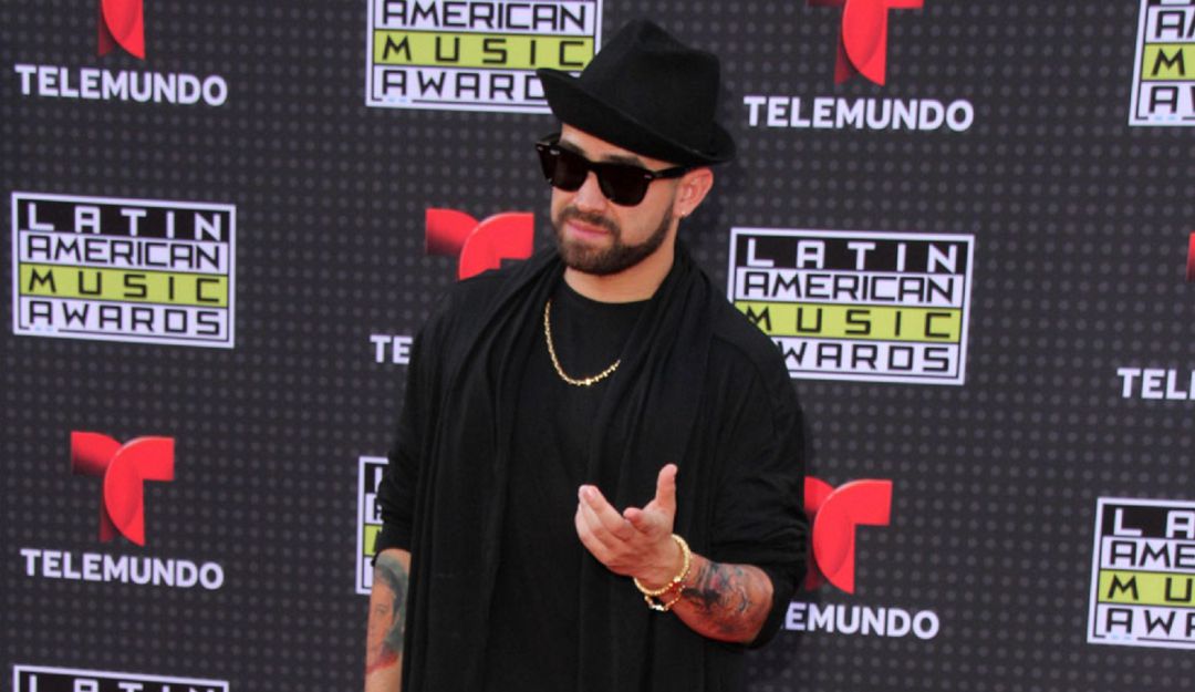 Nacho Mendoza se le complicó el lanzamiento de nueva canción: La supuesta amante de Nacho Mendoza desmiente su relación