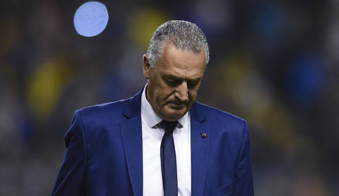 Boca Juniors Gustavo Alfaro Jorge Almirón Superliga Argentina: Gustavo Alfaro se iría de Boca a final de año