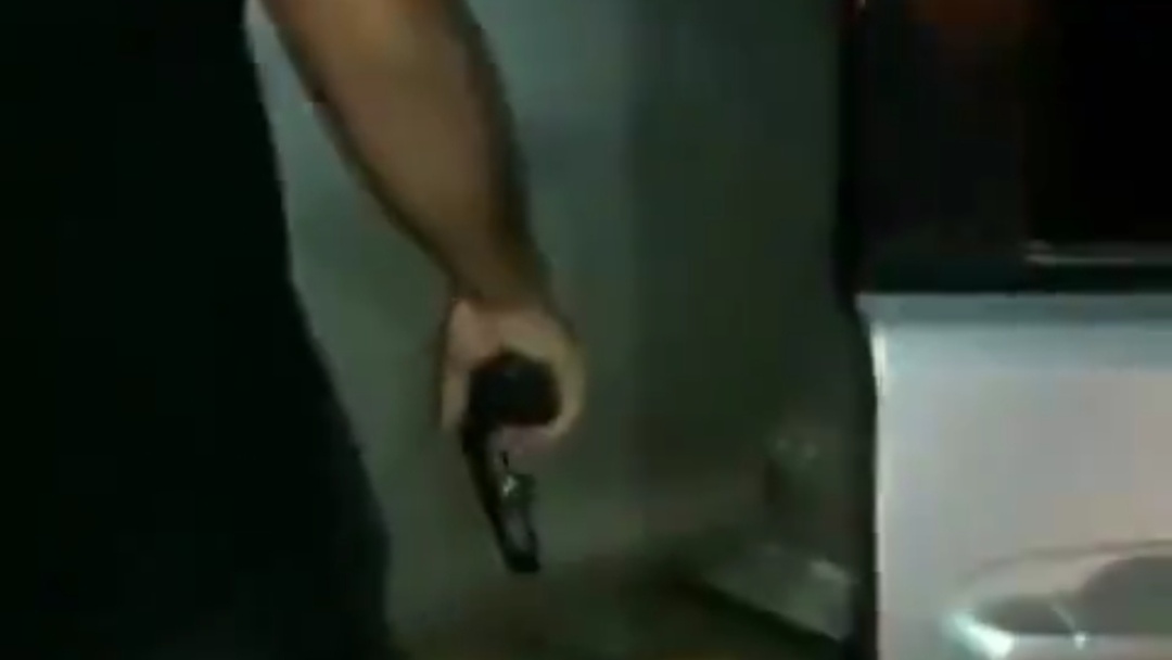 Denuncian intimidación de Alcalde de Becerril a comunidad con arma de fuego