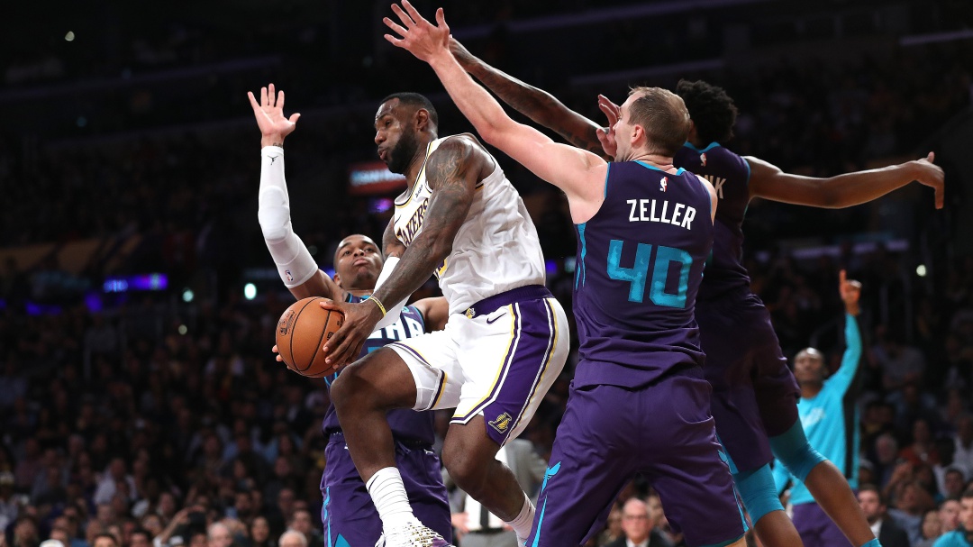 Los Lakers muestran su poder y los Timberwolves siguen invictos en la NBA