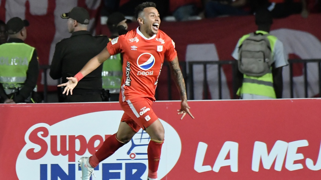 América le comunicó a Rosario Central que comprará a Duván Vergara