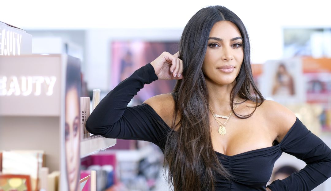 Kim Kardashian apps fotos: App 'iHandy' usó fotos de Kim Kardashian y se ganó millonaria demanda