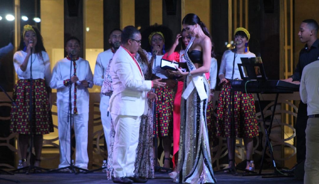 Entrega llaves Cartagena aspirantes Señorita Colombia: Entregan llaves de Cartagena a aspirantes al título de Señorita Colombia