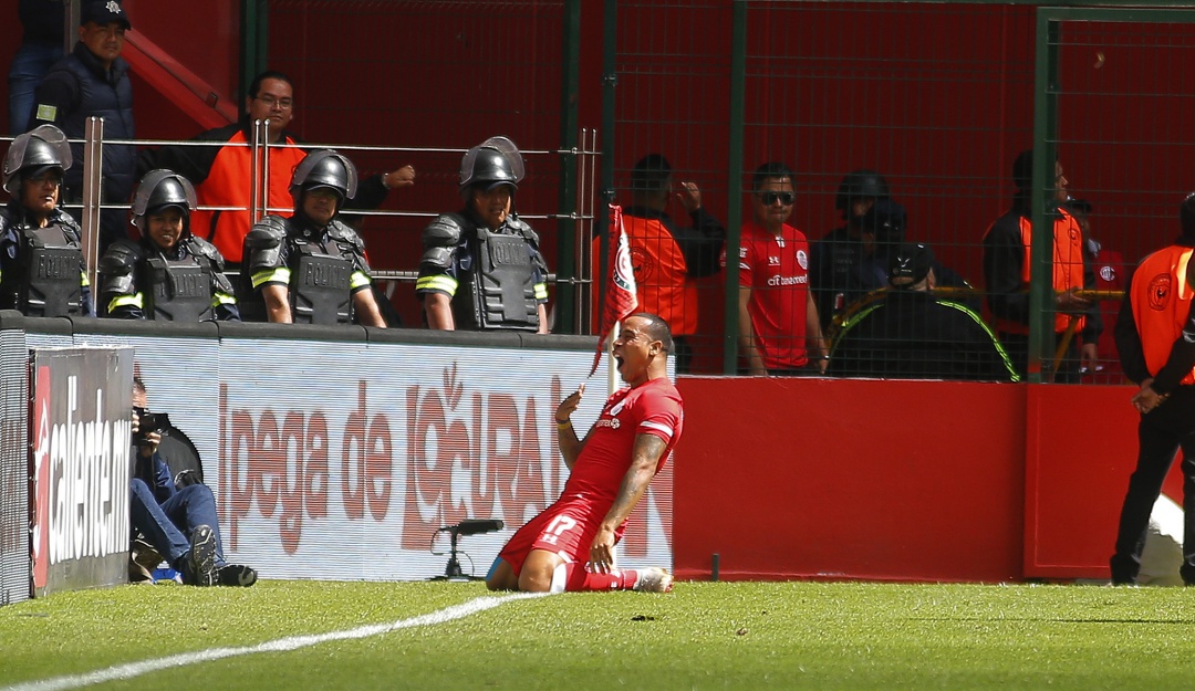 Gol de Felipe Pardo Toluca vs Chivas Guadalajara: ¡Sáquelo! Golazo de Felipe Pardo con Toluca en la liga mexicana