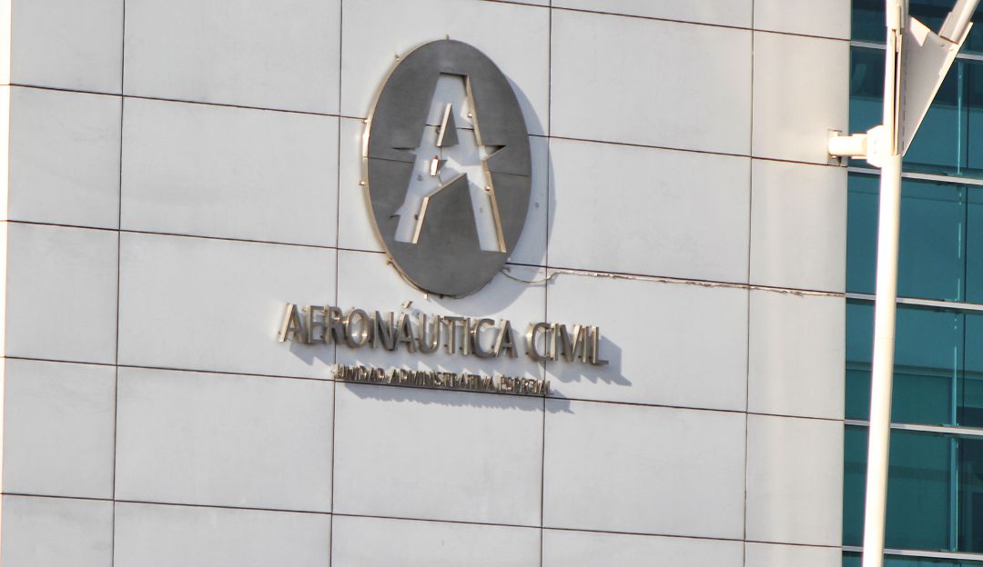 Irregularidades extrabajadores de Aeronáutica Civil: Exfuncionarios de Aeronáutica, a responder por irregularidades en contratos