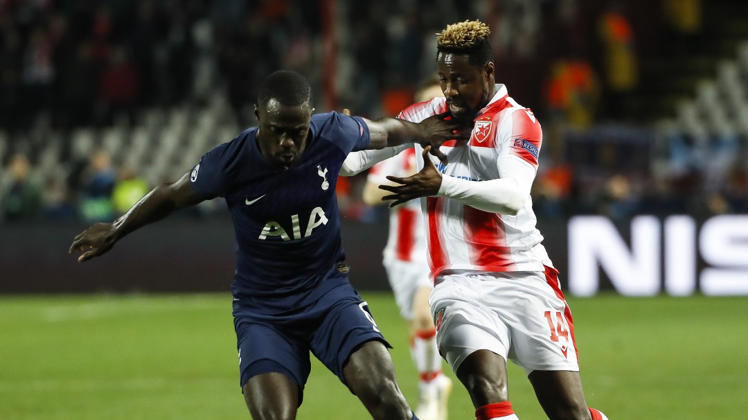 Contundentes: Tottenham goleó a Estrella Roja con Davinson en la cancha