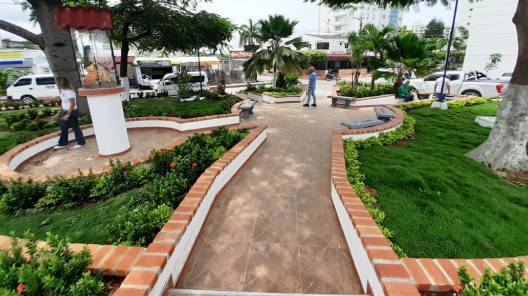 Alcalde de Cartagena firmó 9 nuevos convenios de adopción de parques