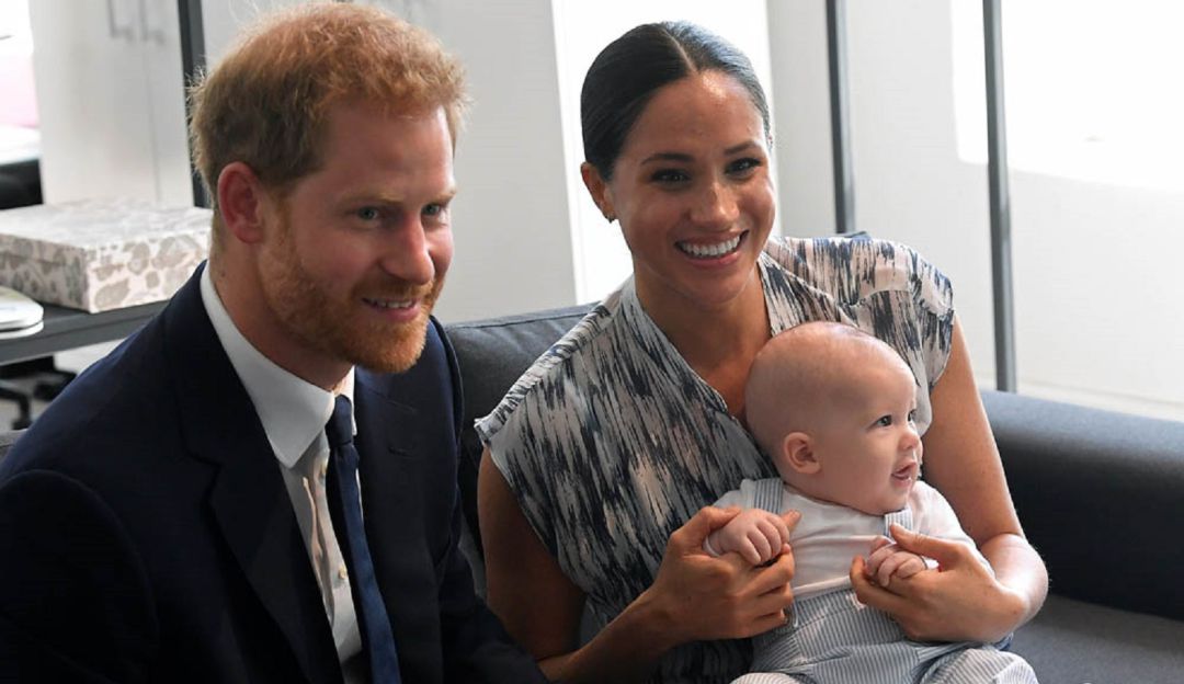 Hijo de los duques de Sussex: El pequeño Archie ya ha empezado a gatear