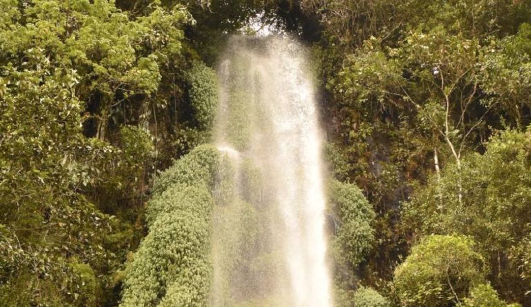 Cascada Los Frailes