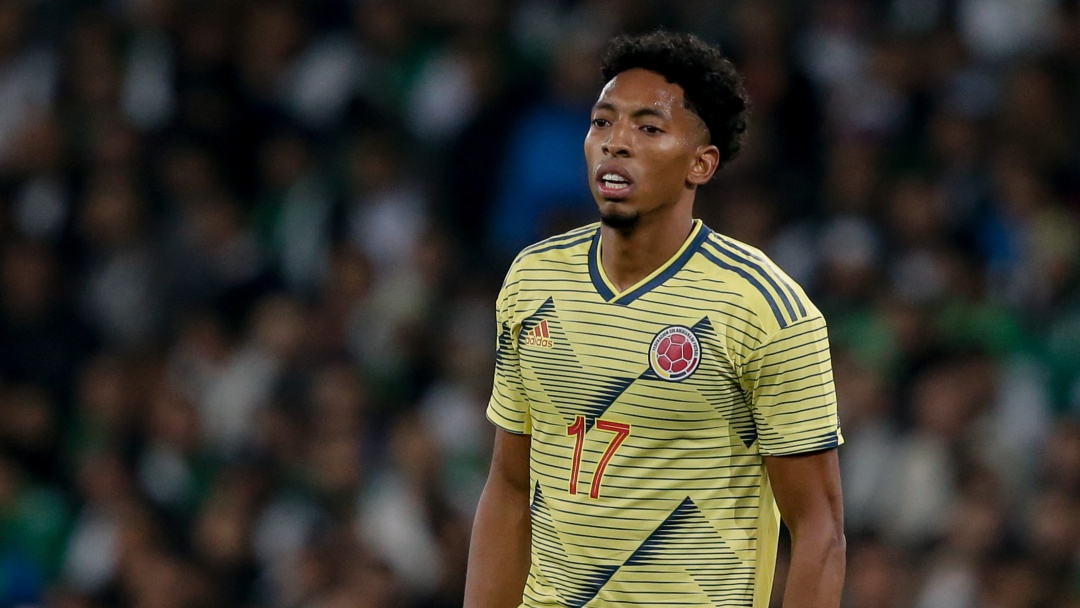 Johan Mojica se lesionó y fue desconvocado de la Selección Colombia