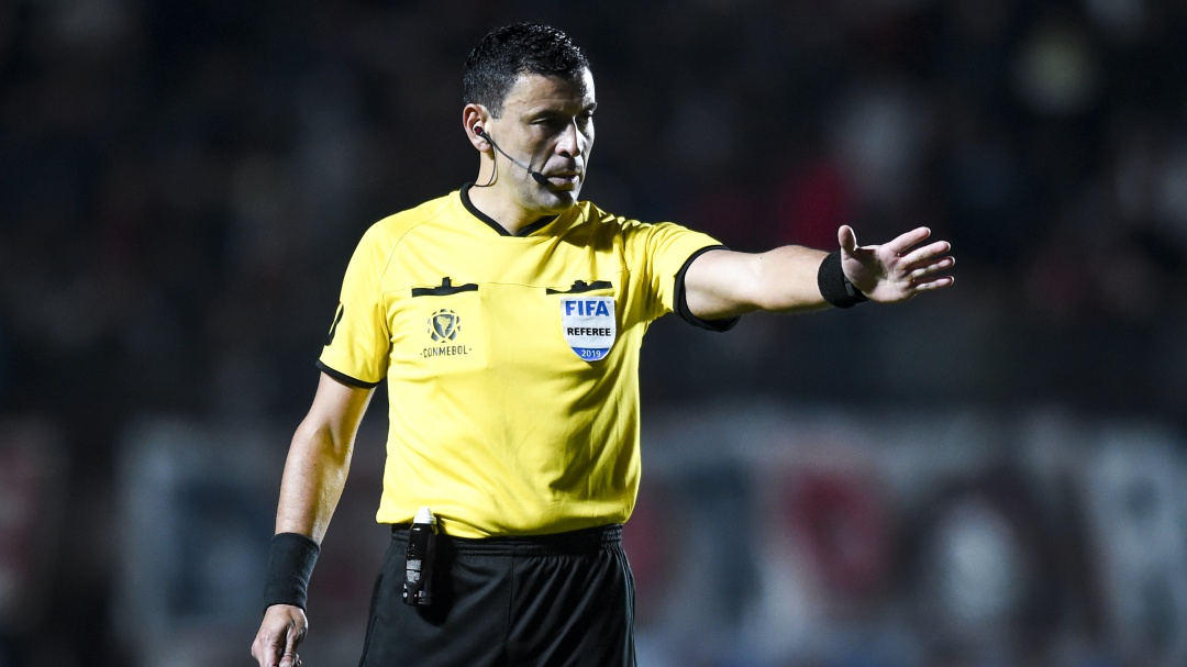 El chileno Roberto Tobar arbitrará la final de la Copa Libertadores