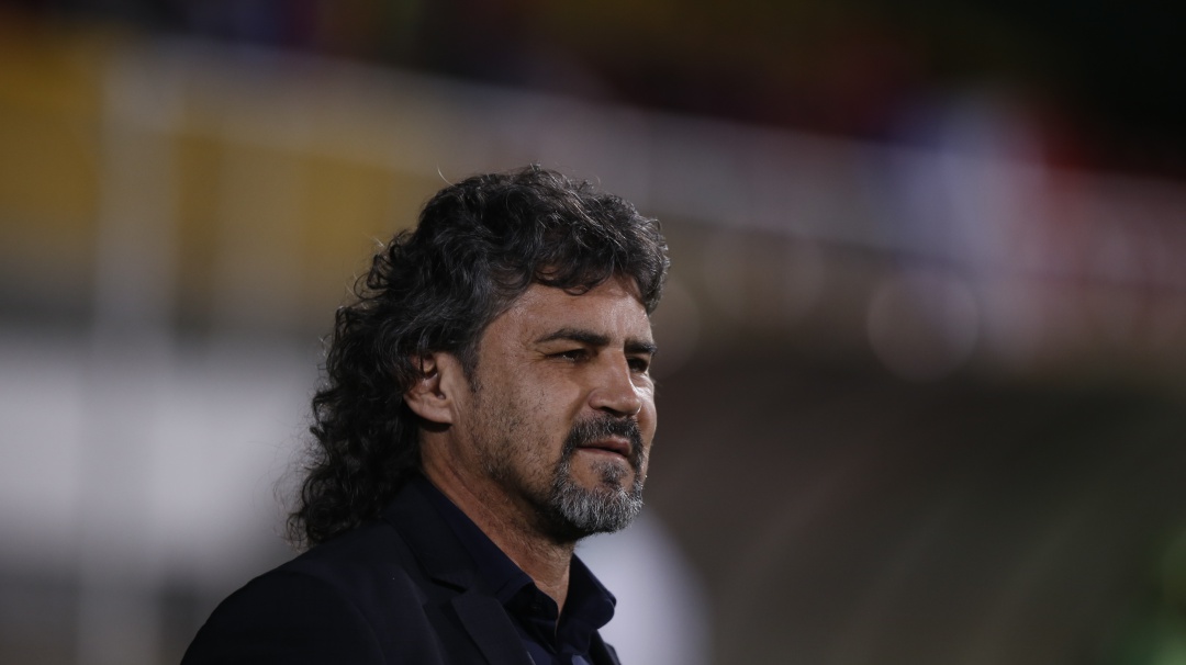 "No me postulo, pero tengo los pergaminos para dirigir Millonarios"