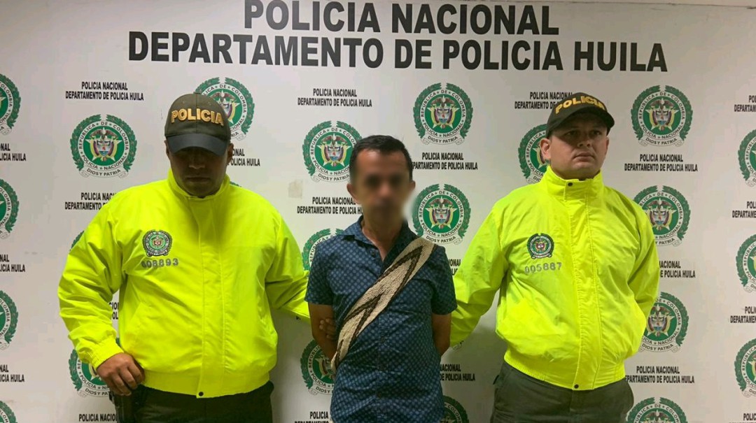 Capturan en el Huila docente sindicado de abusar sexualmente de estudiantes