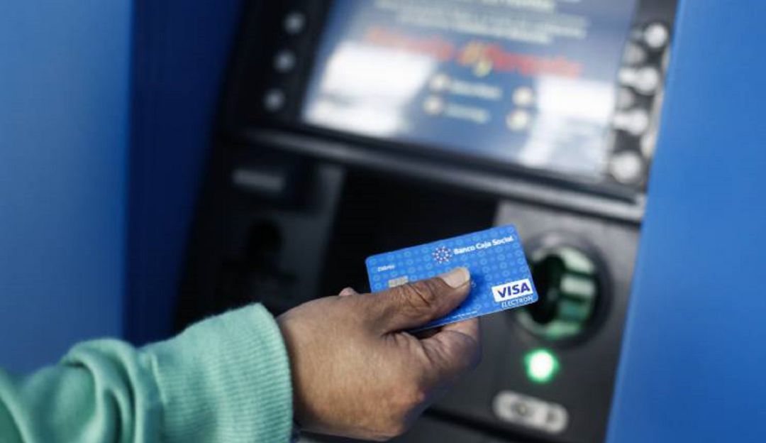 Caen 22 personas de red que suplantaba usuarios de tarjetas de crédito: Caen 22 personas de red que suplantaba usuarios de tarjetas de crédito