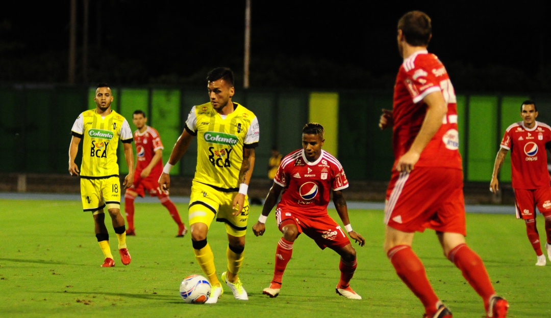 Liga Águila América de Cali Alianza Petrolera: América busca una Petrolera: vencer a Alianza y seguir en camino