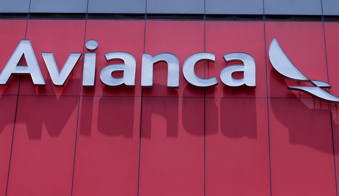 Espidos de Empleados en Avianca: Comienzan despidos en Avianca por cancelación de rutas