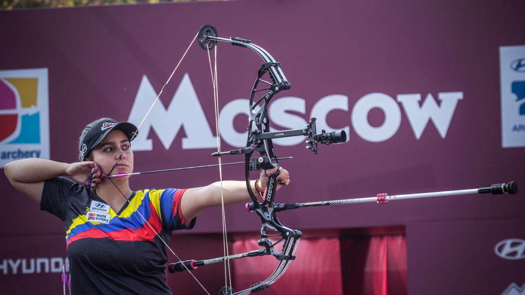 Sara López, pentacampeona mundial, de tiro con arco compuesto en El Alargue