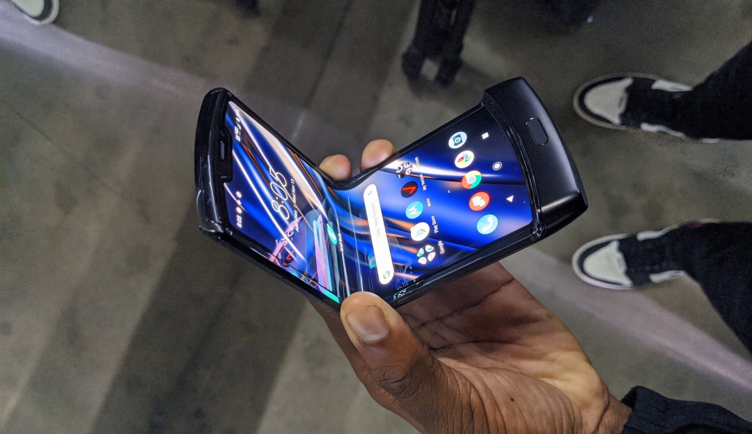 Mortorola RAZR fotos: Parece del pasado, pero es el futuro: este es el nuevo Motorola RAZR