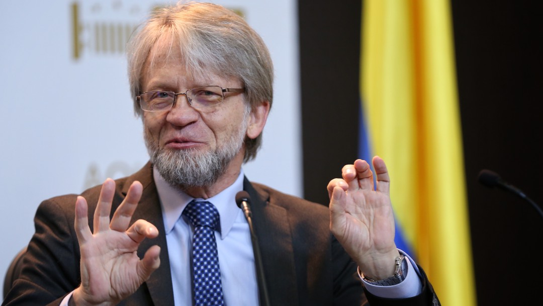 Corte Suprema abre investigación preliminar contra Antanas Mokus